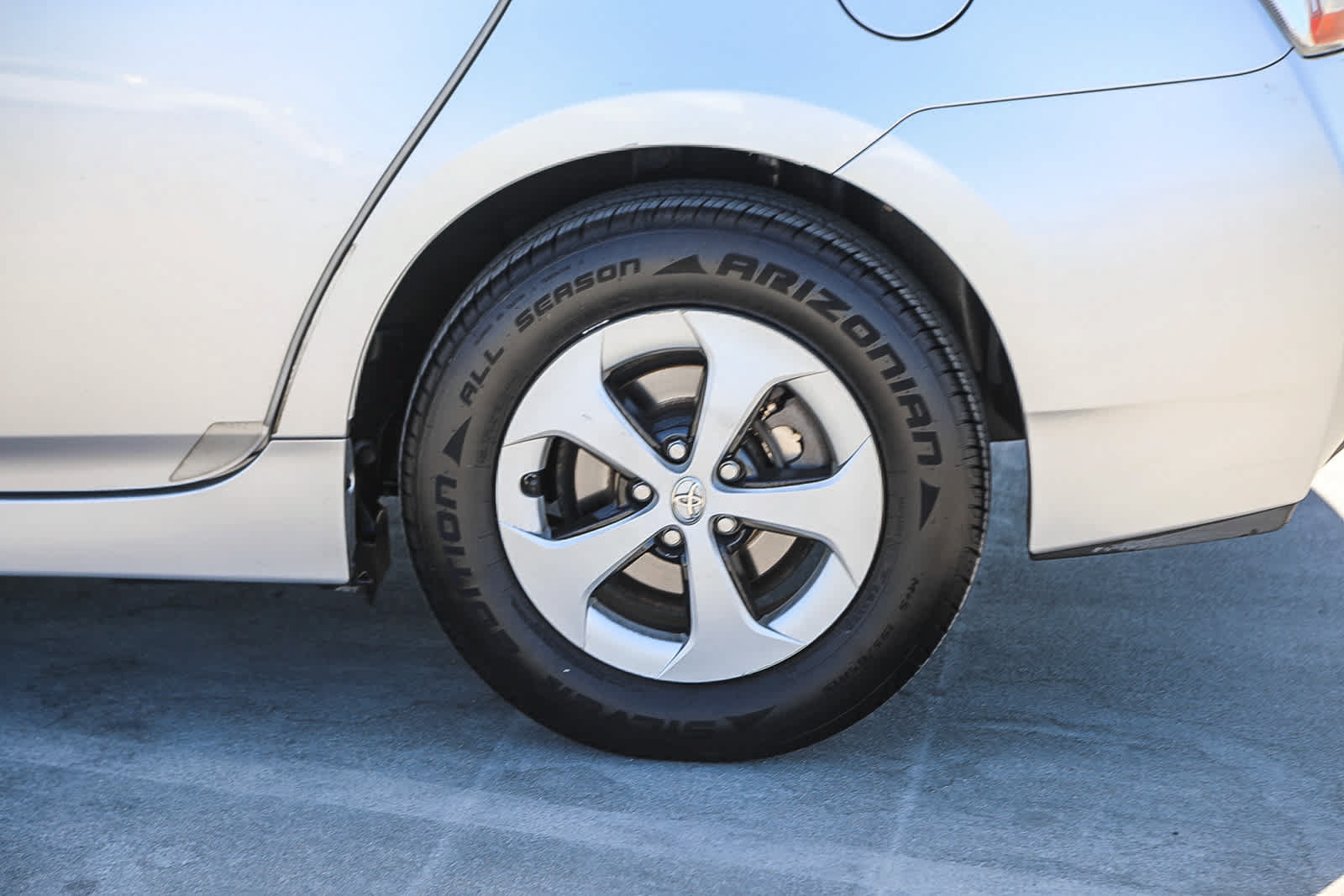 Used 2012 Toyota Prius Three FWD image 11