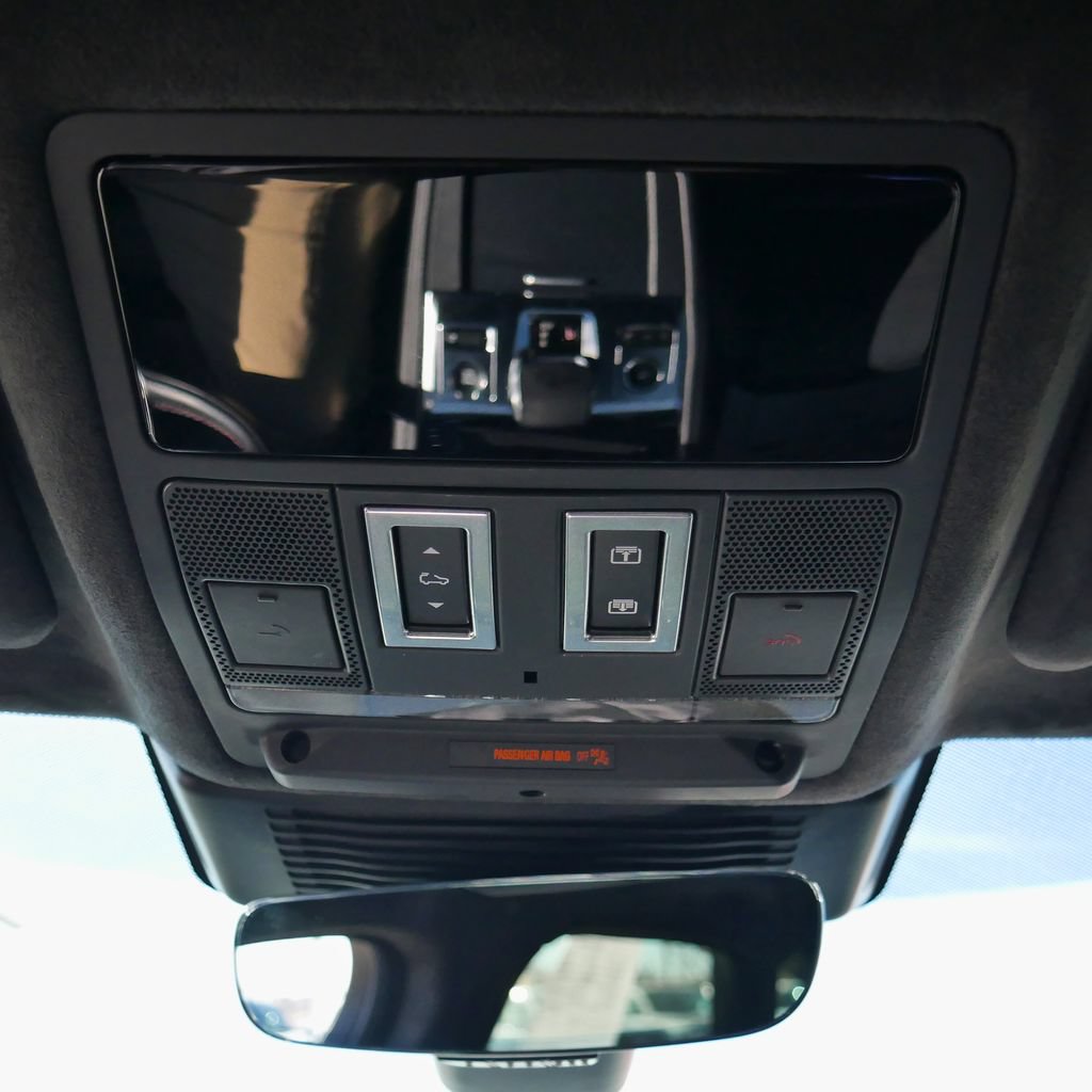 Used 2024 Jaguar F-PACE SVR AWD/4WD image 56