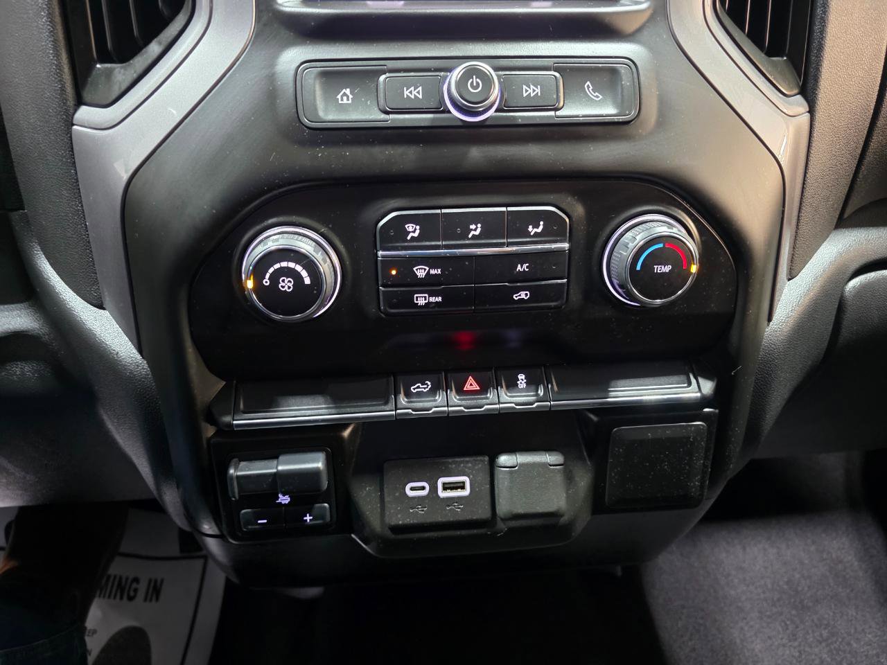 Used 2021 Chevrolet Silverado 1500 Custom image 33