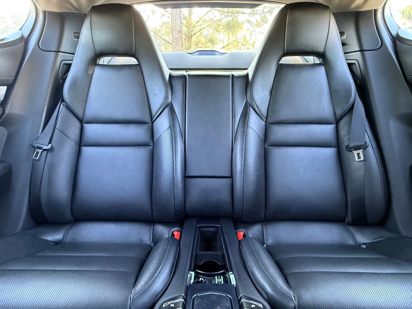 Used 2015 Porsche Panamera 4 image 42