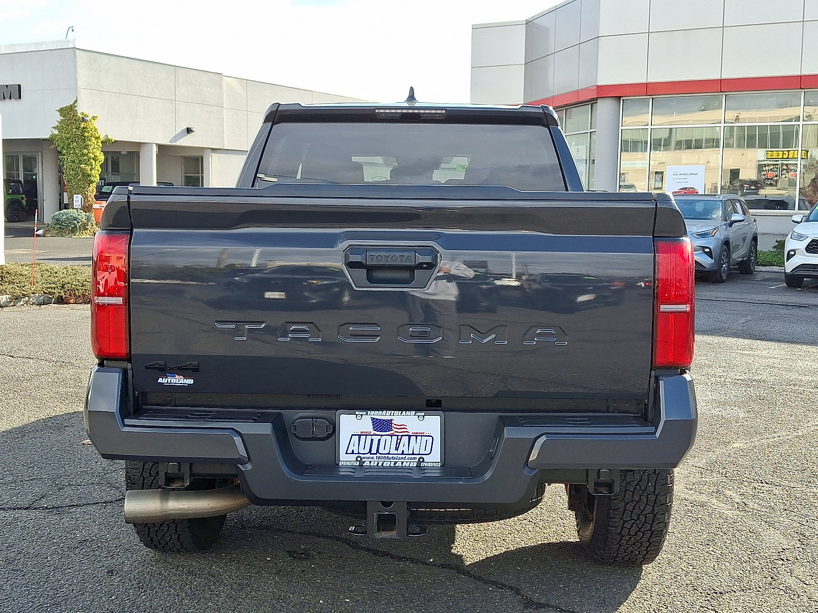 Certified 2024 Toyota Tacoma TRD Off-Road image 6