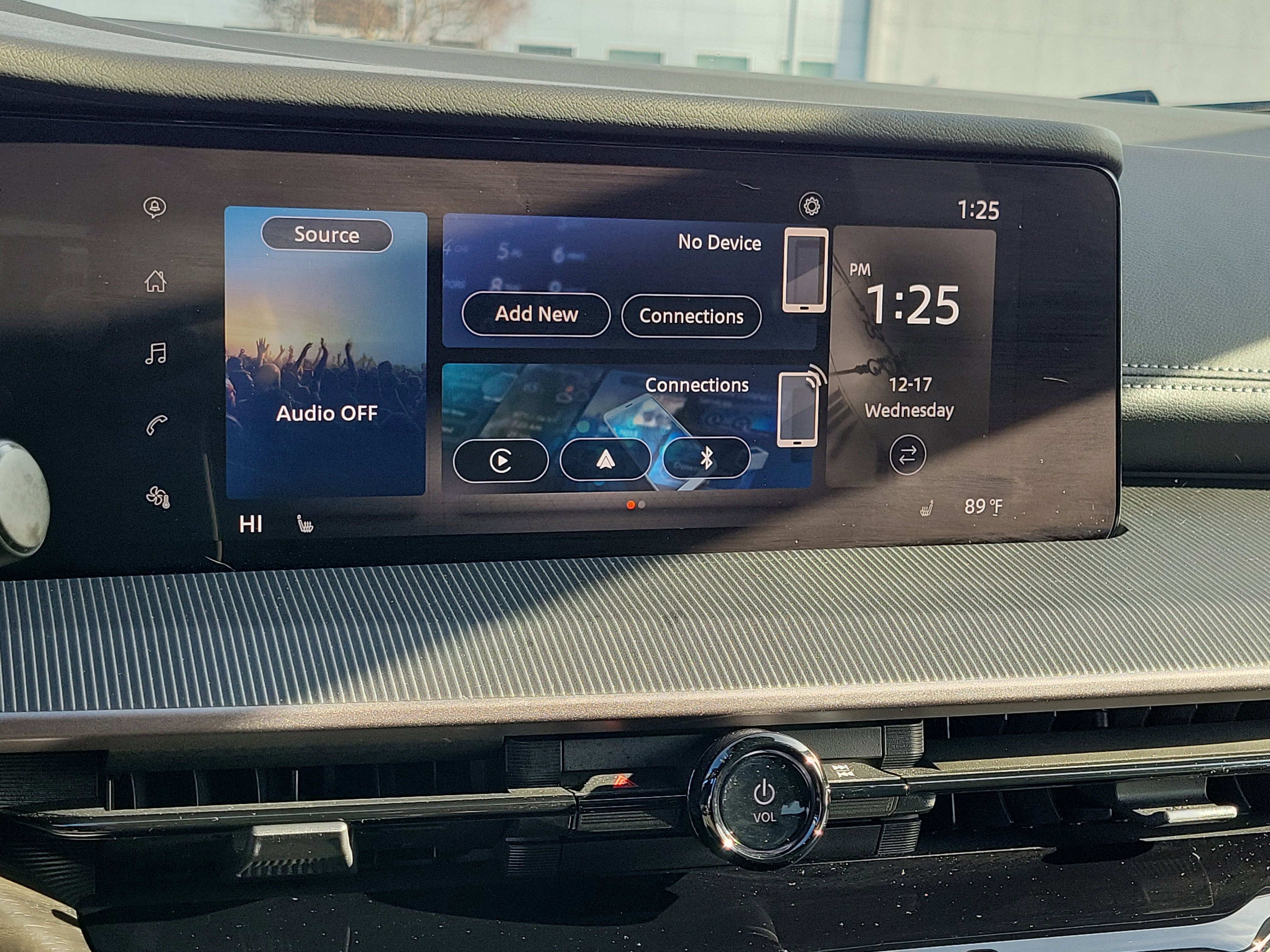 Certified 2025 Nissan Murano SV image 26