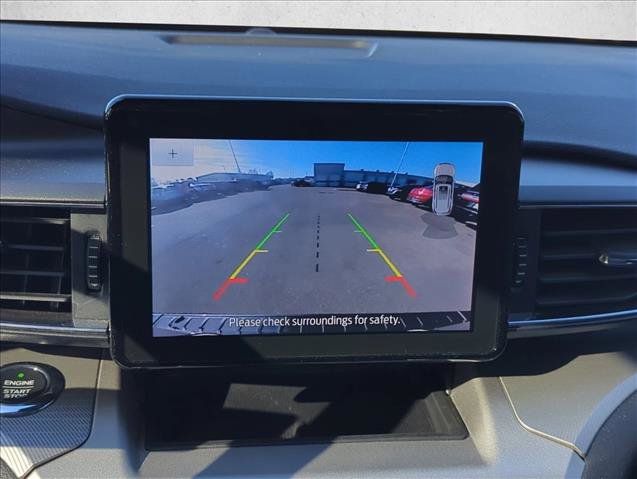 Certified 2021 Ford Explorer XLT w/ Equipment Group 202A image 9