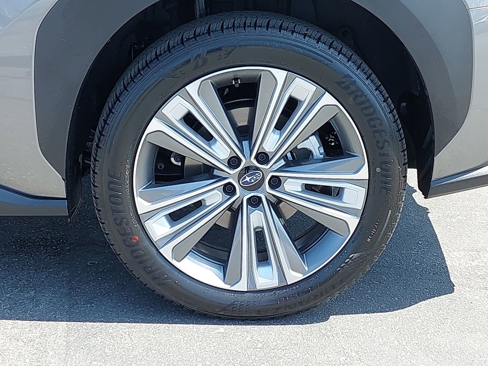 Certified 2025 Subaru Solterra AWD/4WD image 34