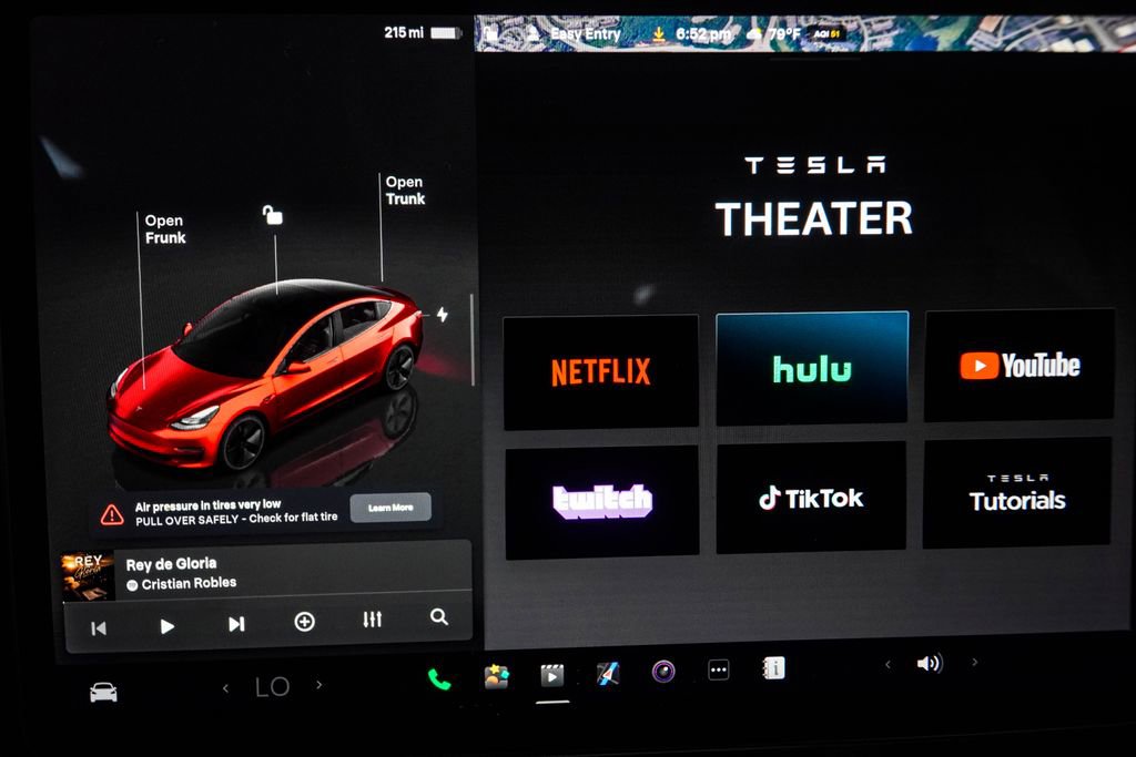 Used 2023 Tesla Model 3 Standard Range RWD image 23