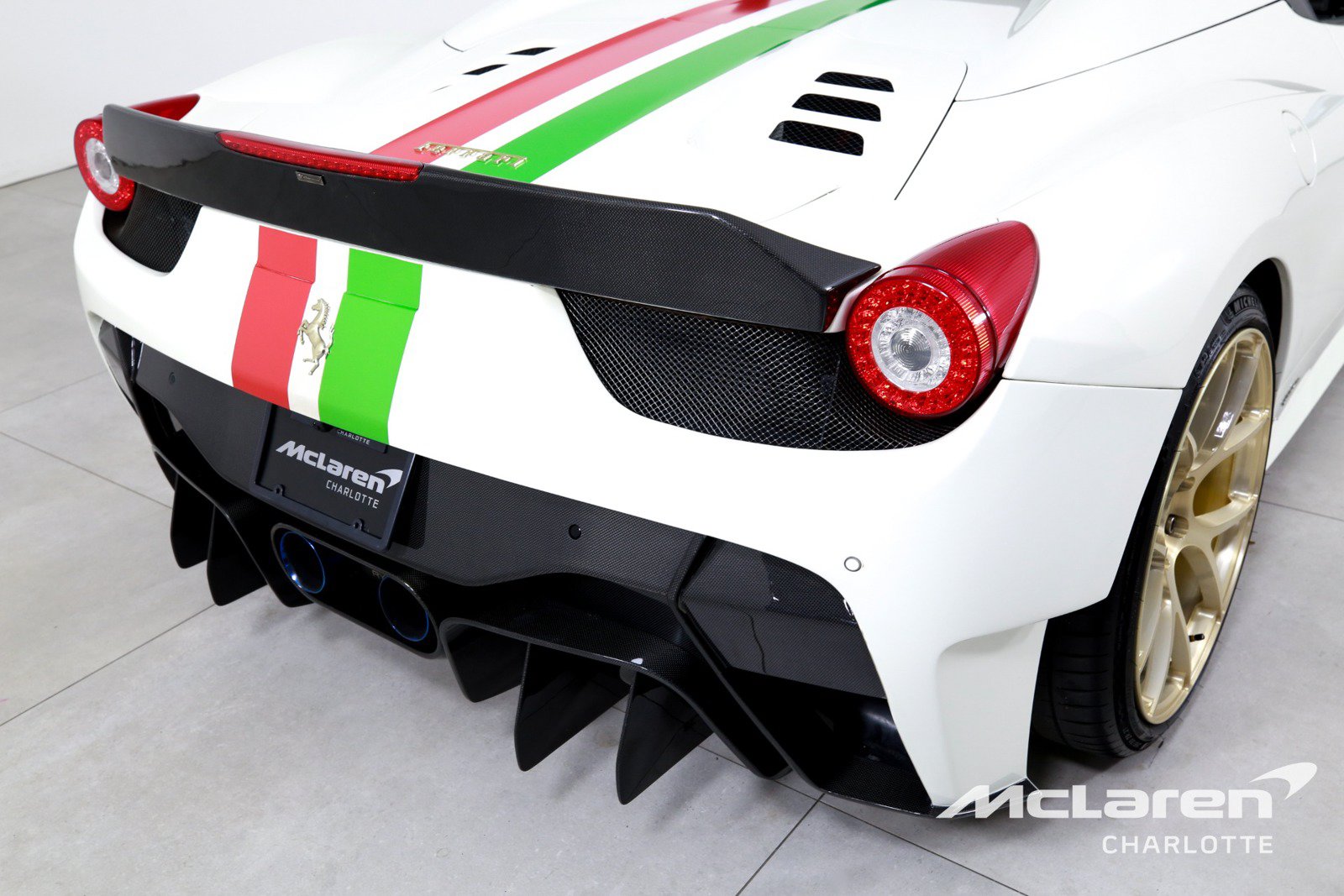 Used 2014 Ferrari 458 Spider RWD image 36