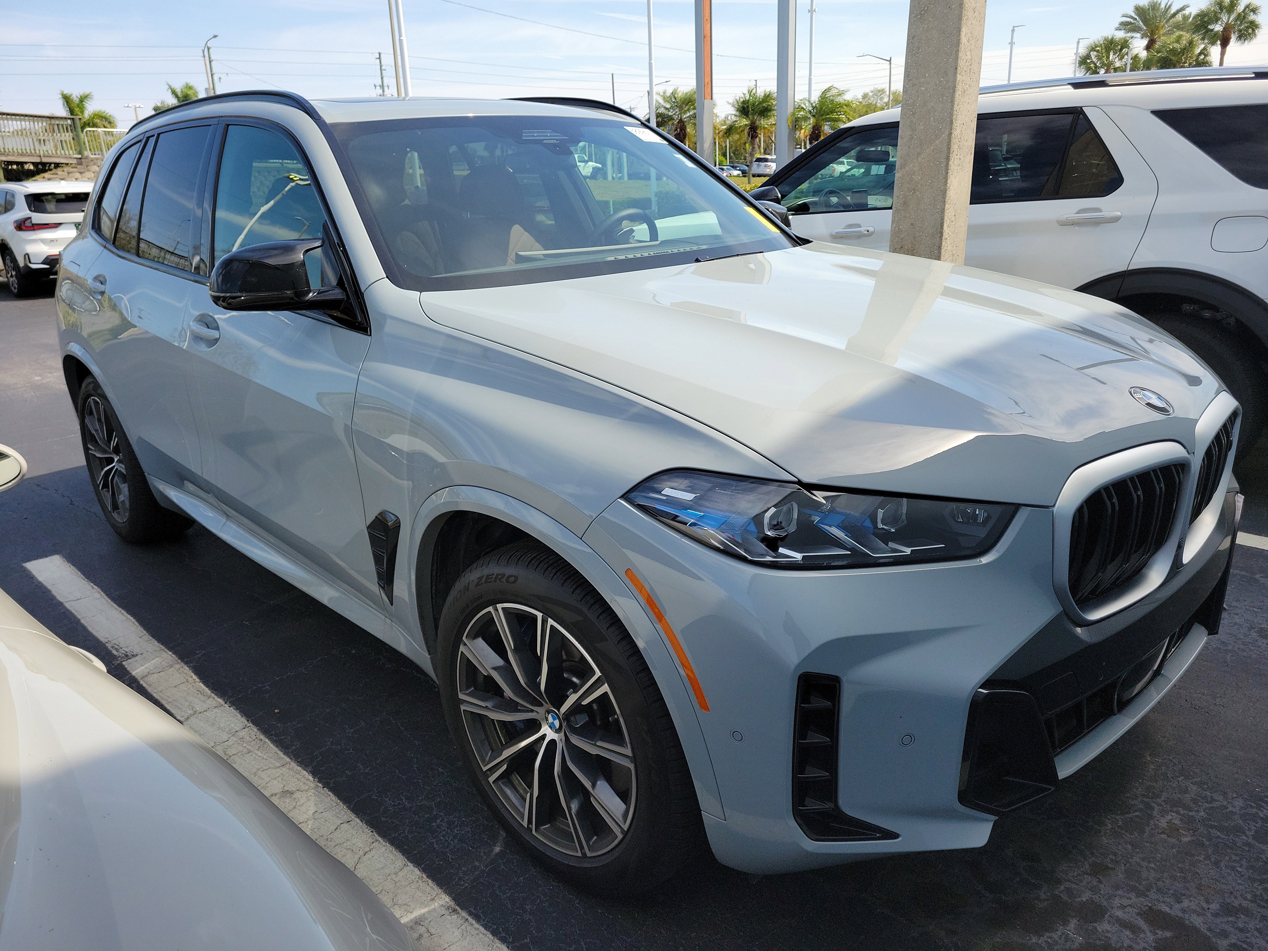 Used 2026 BMW X5 M60i image 2