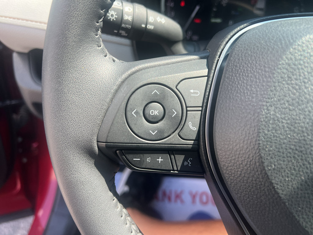 Used 2024 Toyota RAV4 XLE Premium FWD image 30