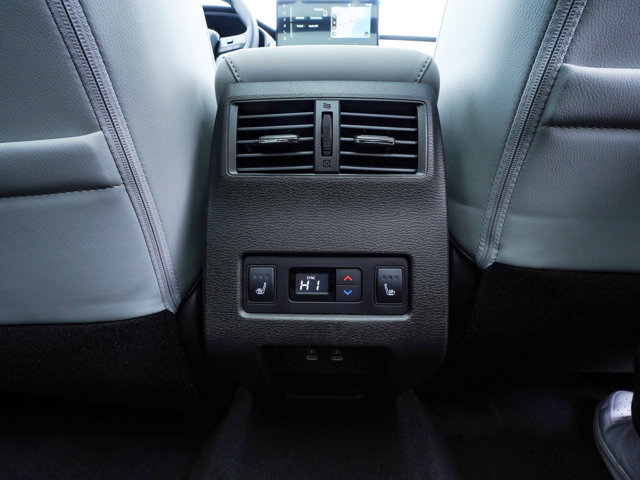 New 2026 Mitsubishi Outlander SEL AWD/4WD image 35