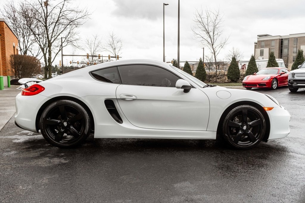 Used 2015 Porsche Cayman image 3