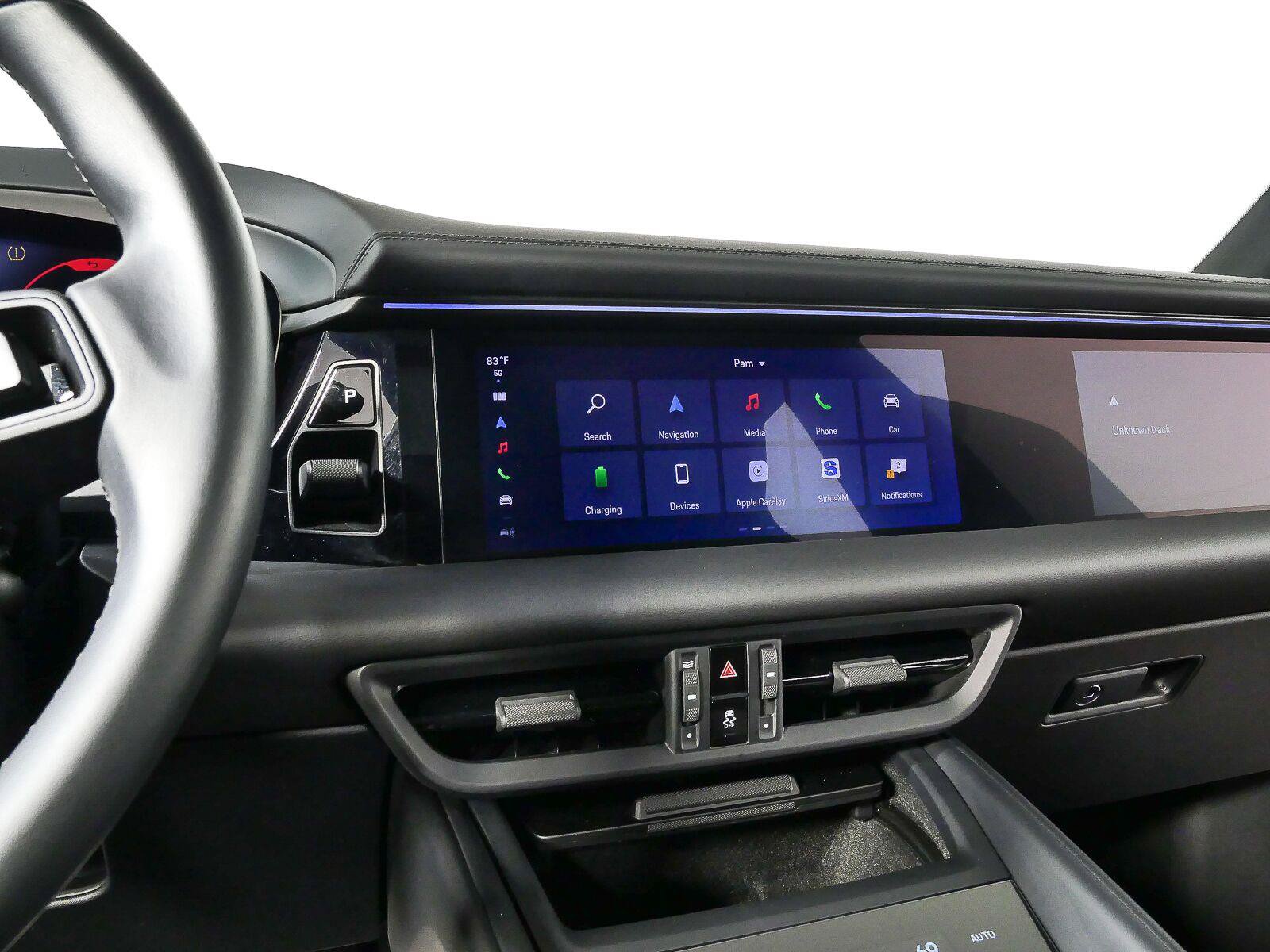 Certified 2025 Porsche Macan 4S Electric AWD/4WD image 12