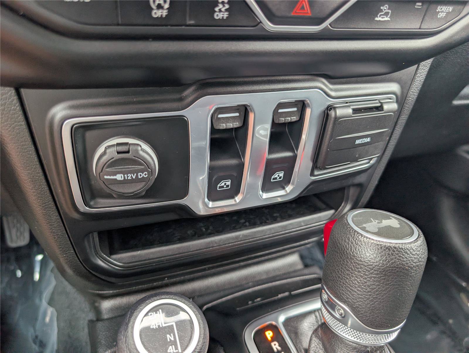 Used 2022 Jeep Wrangler Sport AWD/4WD image 19