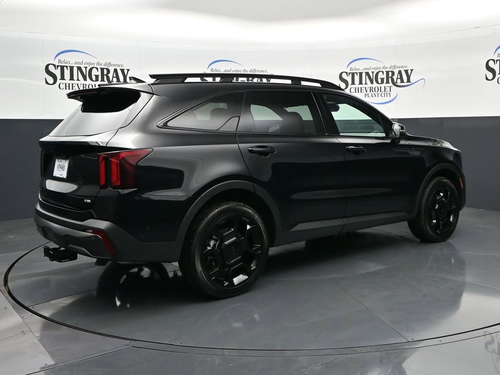 Used 2025 Kia Sorento SX Prestige w/ Olive Brown Leather Package image 7