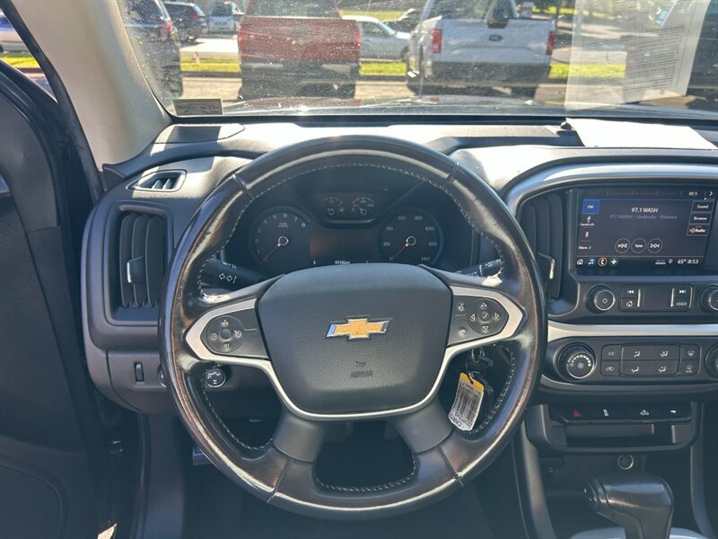 Used 2020 Chevrolet Colorado LT w/ LT Convenience Package AWD/4WD image 17