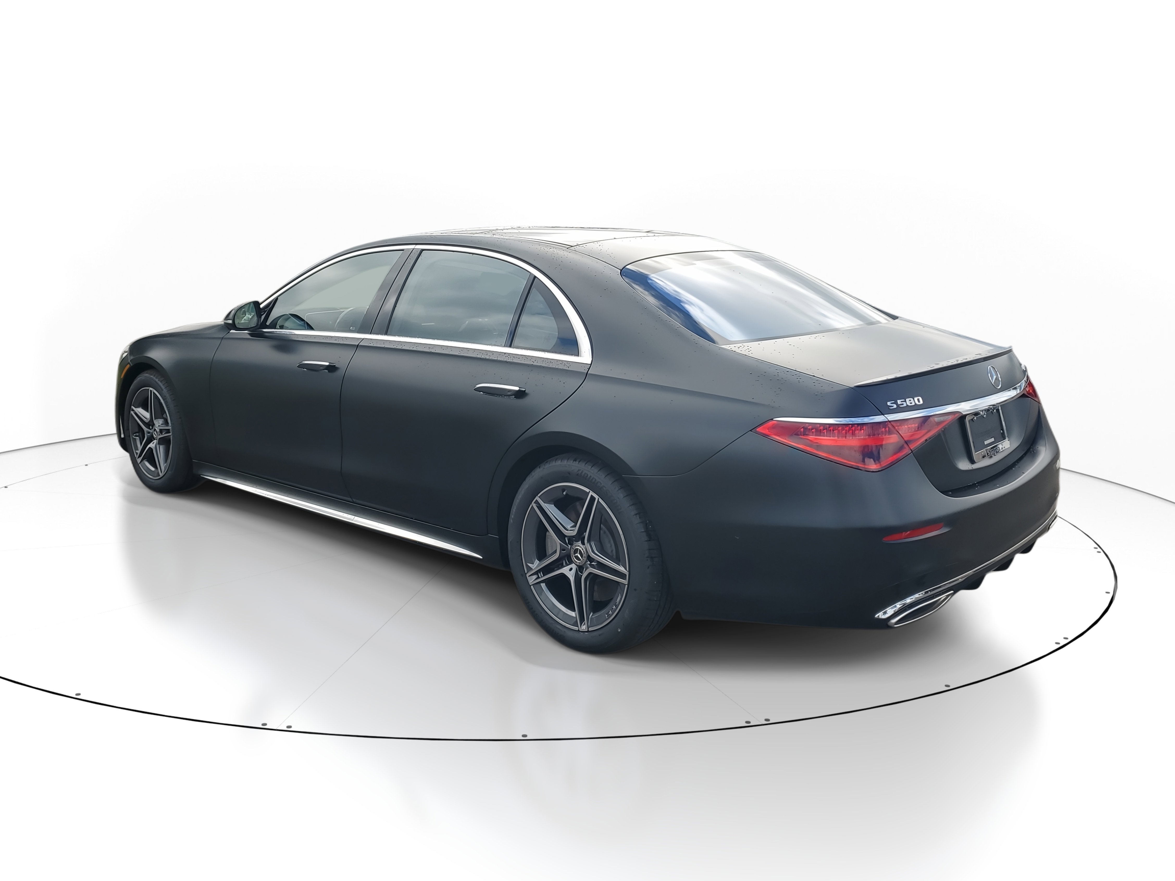 New 2026 Mercedes-Benz S 580 4MATIC Sedan image 3