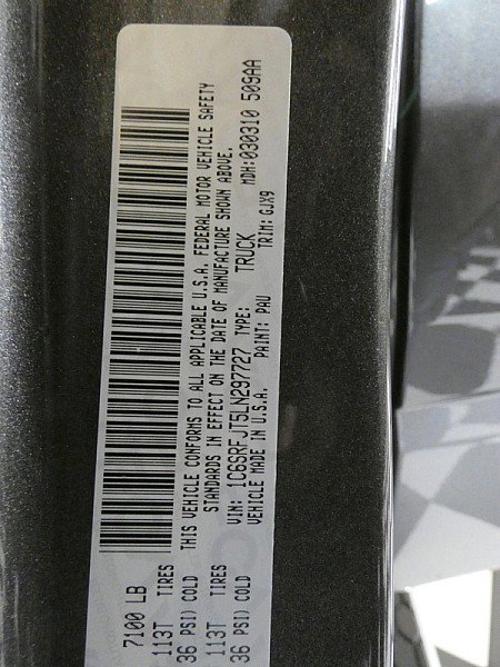 Used 2020 RAM 1500 Laramie image 30