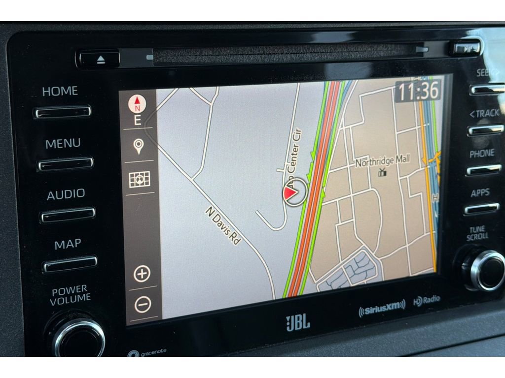 Used 2020 Toyota Sienna SE w/ SE Preferred Package image 24