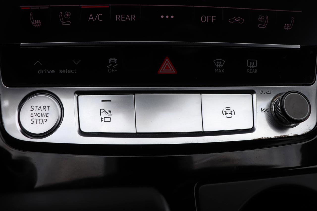 Used 2019 Audi Q8 Prestige image 51