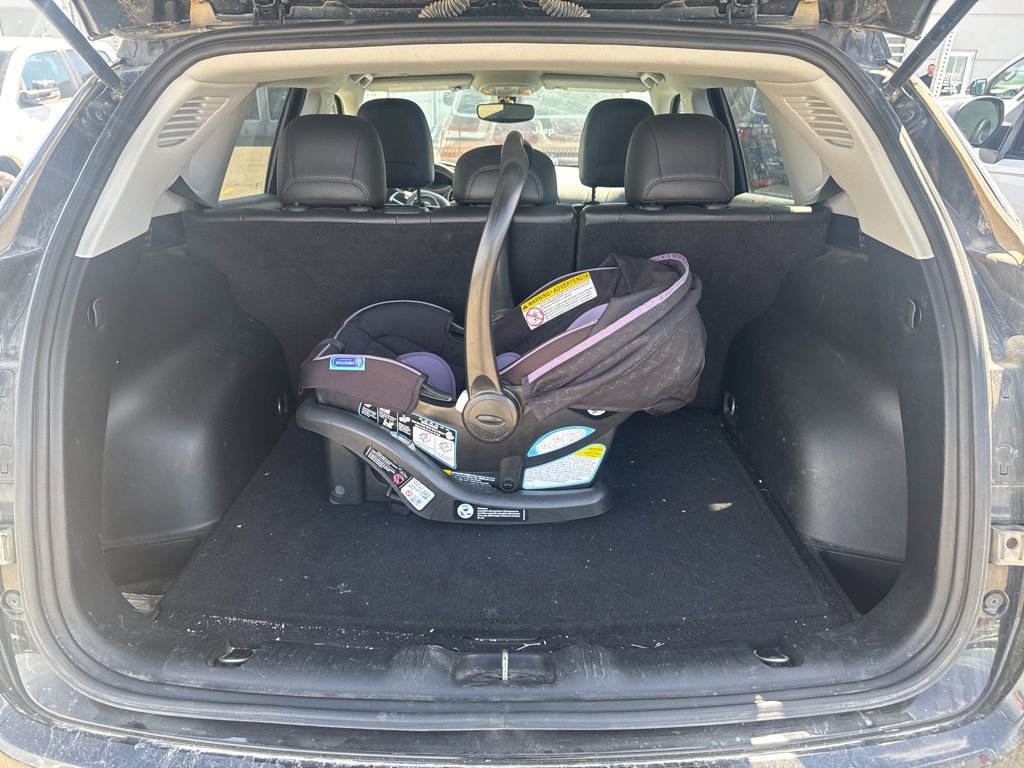 Used 2017 Jeep Compass Trailhawk w/ Leather Interior Group AWD/4WD image 19