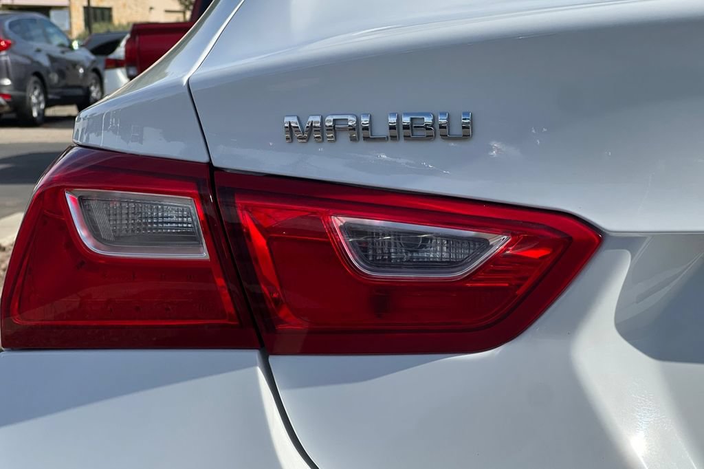 Used 2025 Chevrolet Malibu LT FWD image 26