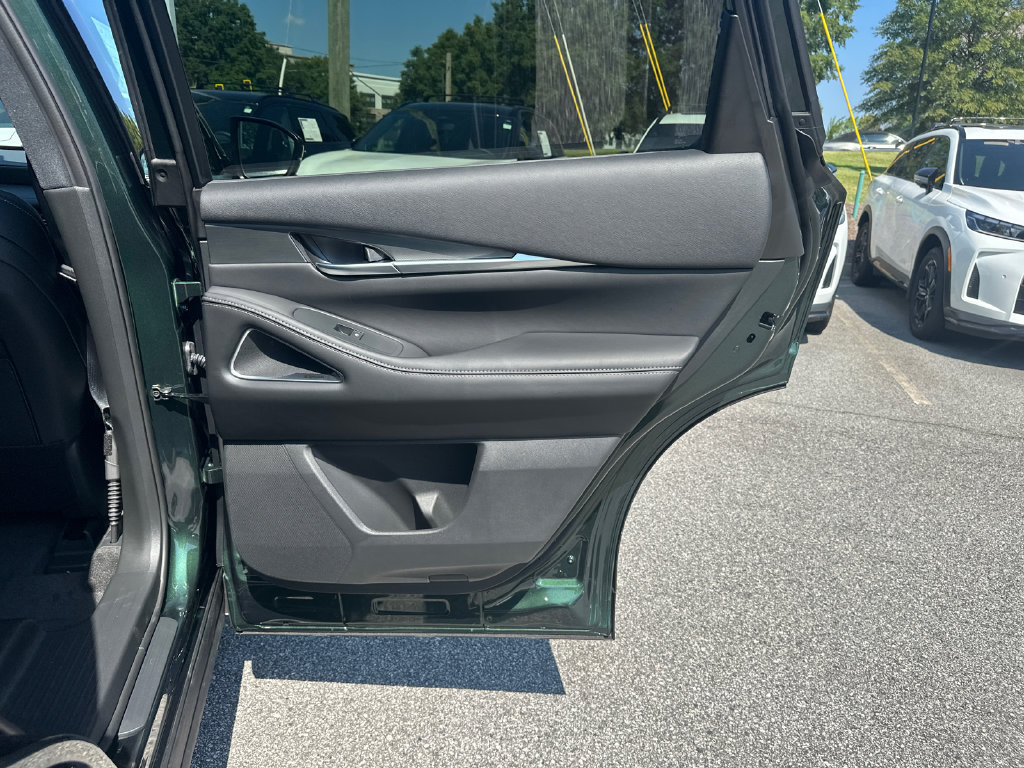New 2027 INFINITI QX60 Luxe w/ Cargo Package FWD image 14
