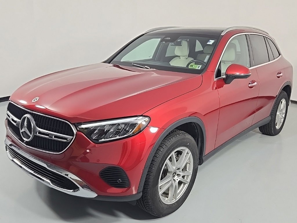 Used 2023 Mercedes-Benz GLC 300 GLC 300 image 3