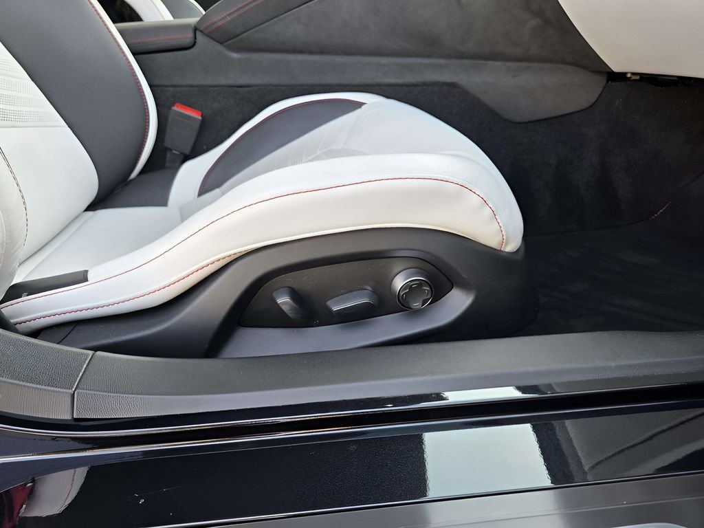 Used 2023 Chevrolet Corvette Stingray Premium Conv image 11