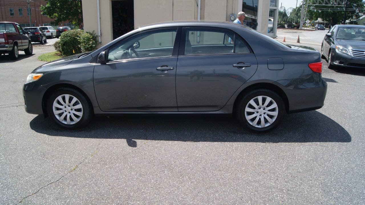 Used 2012 Toyota Corolla LE image 13