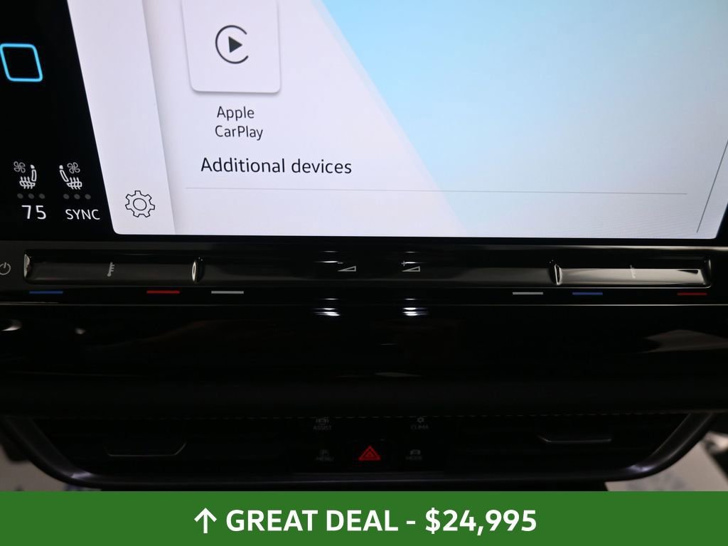 Used 2024 Volkswagen Atlas Cross Sport SE image 41