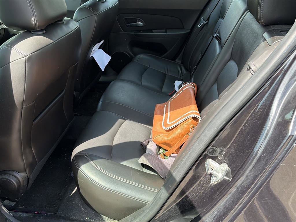 Used 2014 Chevrolet Cruze LT FWD image 12