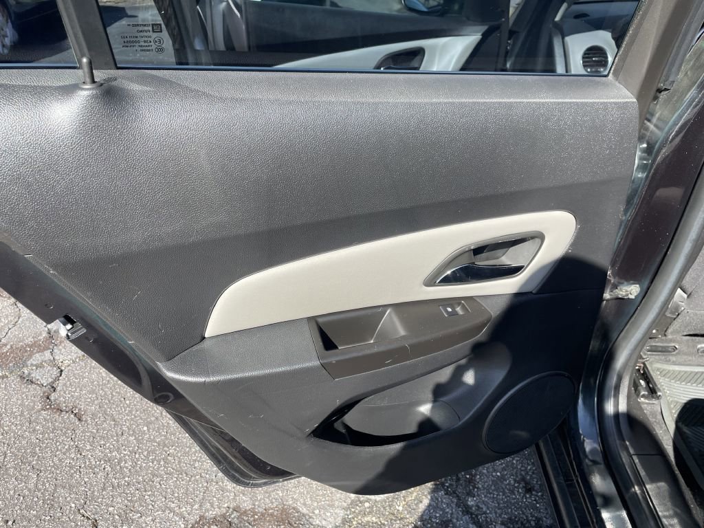 Used 2012 Chevrolet Cruze LS w/ Connectivity Package image 12