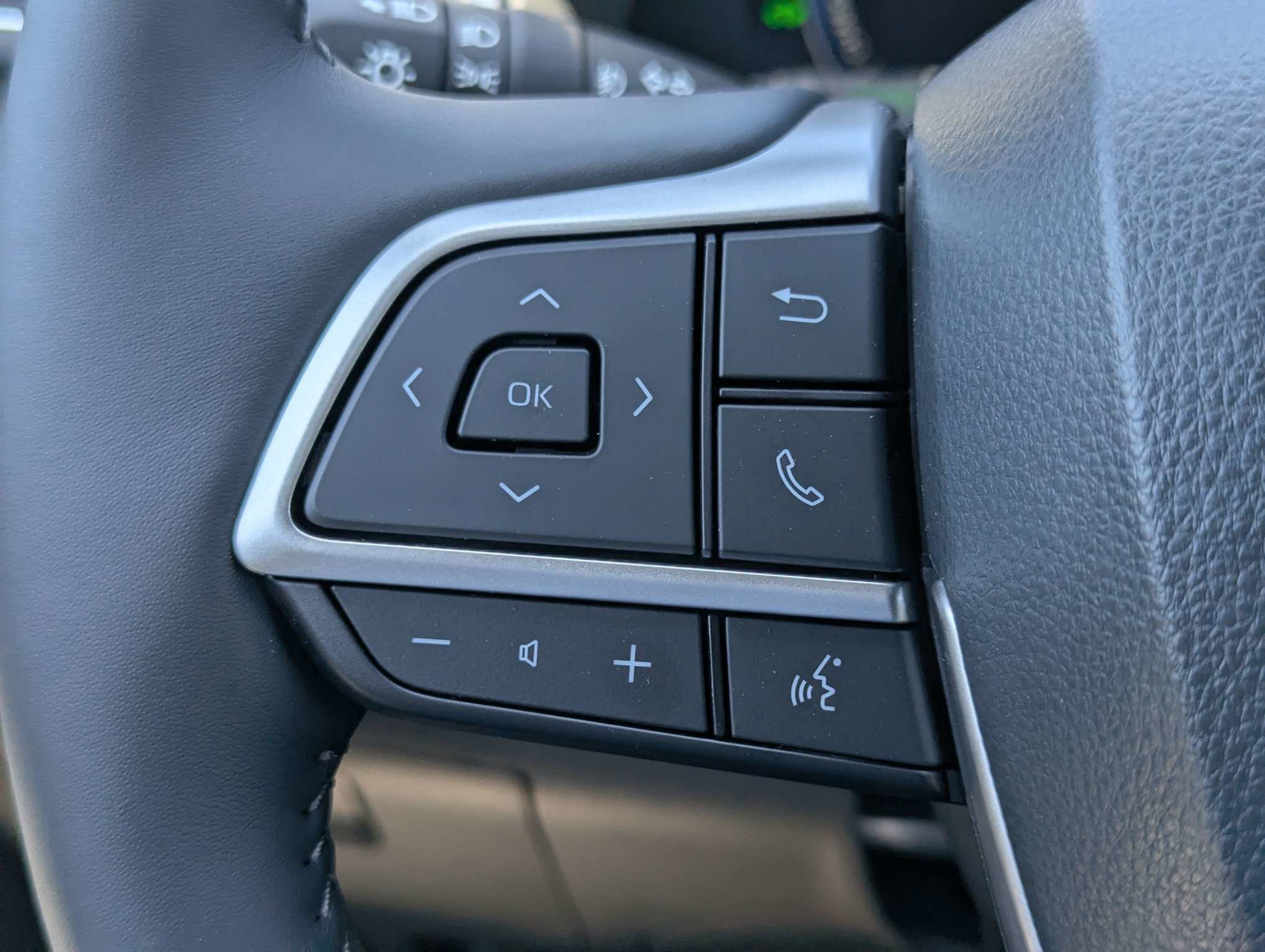 New 2026 Toyota Highlander Platinum AWD/4WD image 25