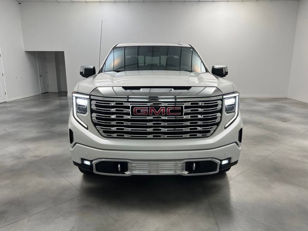 Used 2024 GMC Sierra 1500 Denali w/ Denali Reserve Package image 2