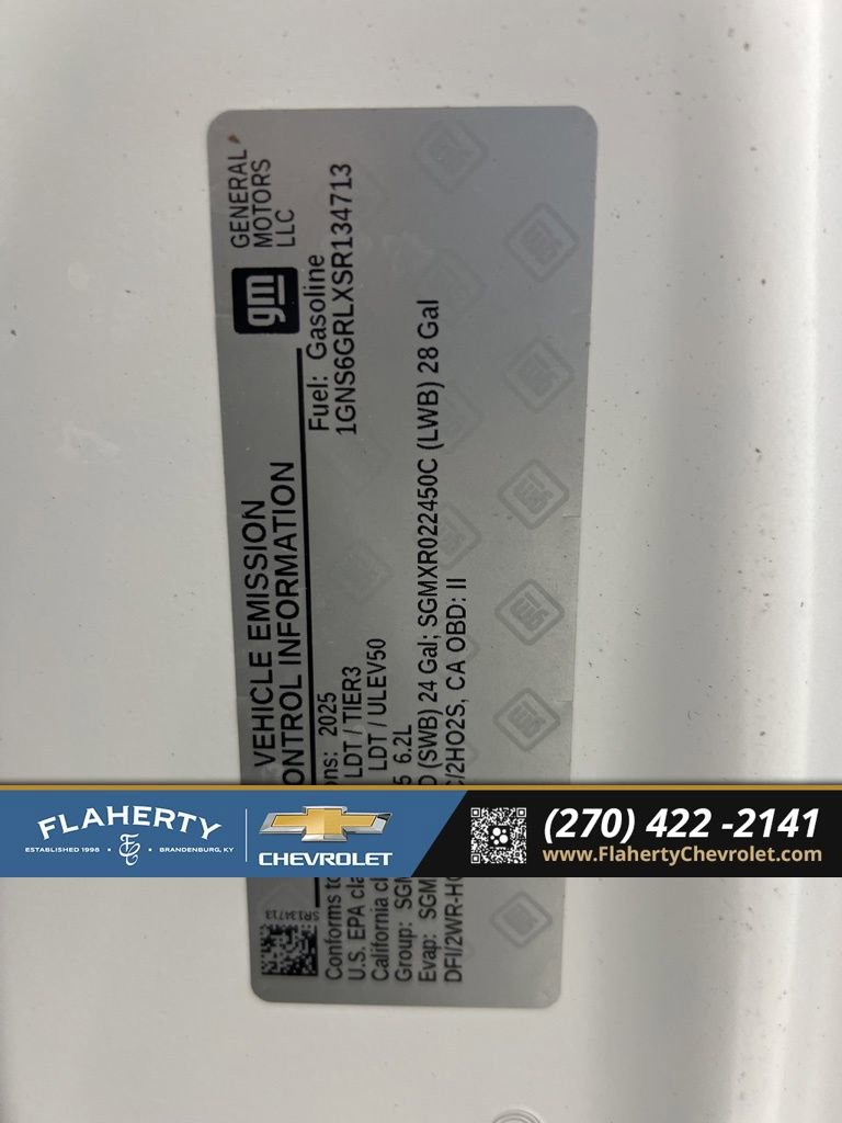 Used 2025 Chevrolet Suburban High Country image 17