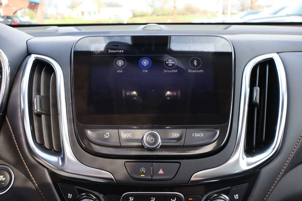 Used 2023 Chevrolet Equinox Premier image 22