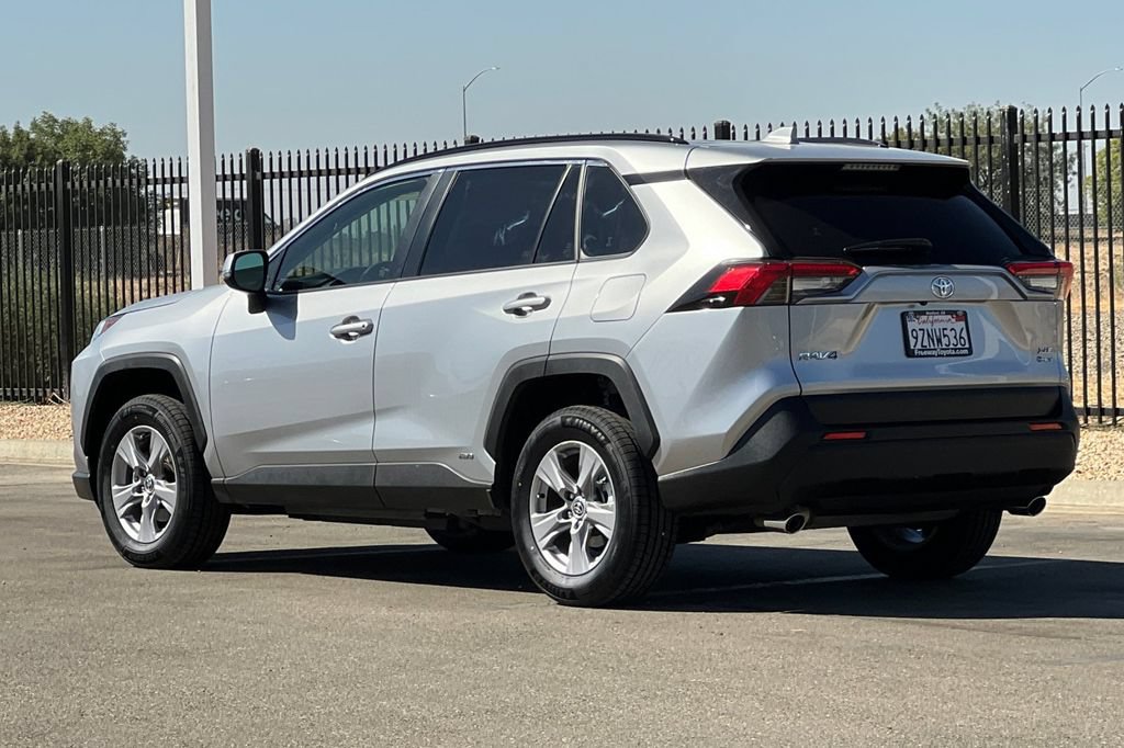 Certified 2025 Toyota RAV4 XLE AWD/4WD image 7