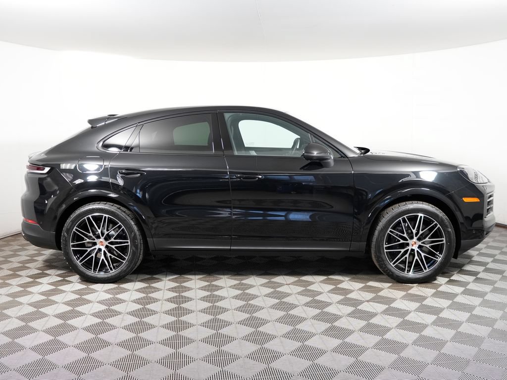 Used 2026 Porsche Cayenne Coupe AWD/4WD image 8