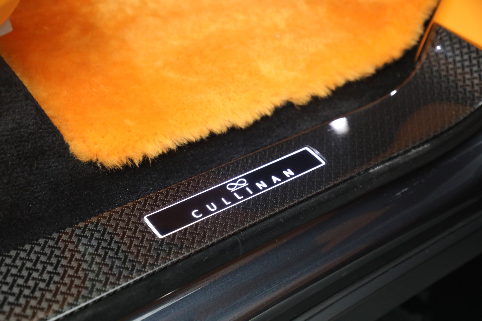 Certified 2024 Rolls-Royce Cullinan Black Badge w/ Driver's Package image 31