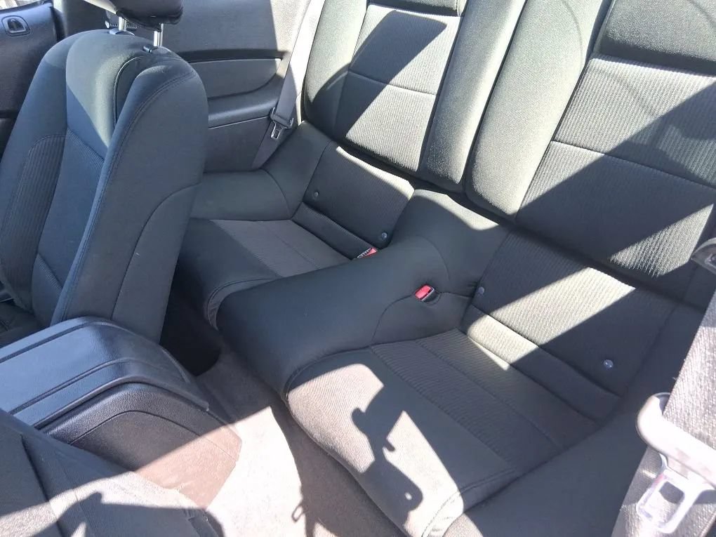 Used 2010 Ford Mustang Premium RWD image 11