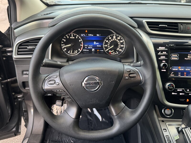 Used 2021 Nissan Murano S FWD image 25