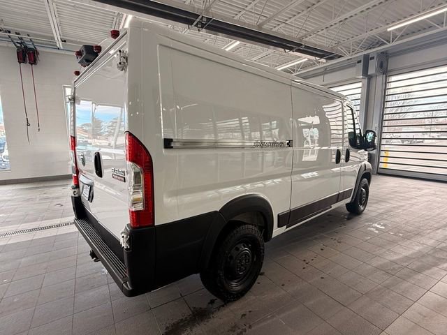 Used 2022 RAM ProMaster 2500 w/ Driver Convenience Group FWD image 9