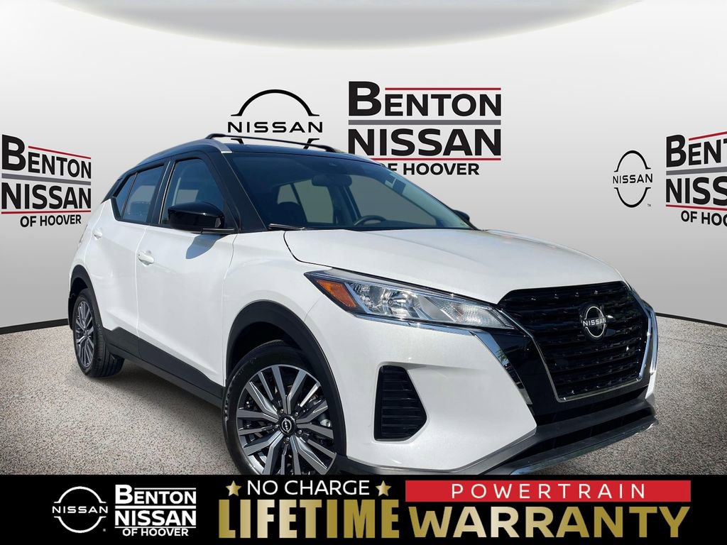 Used 2023 Nissan Kicks SV