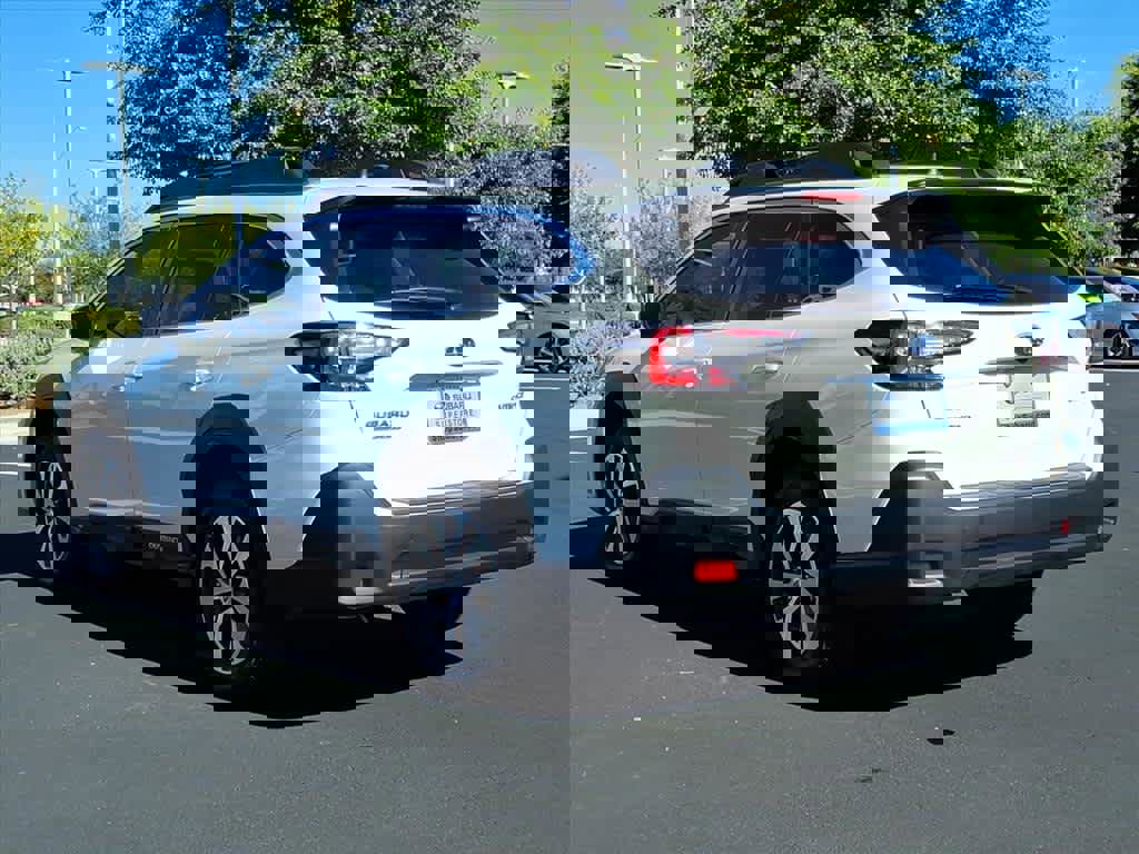 Certified 2025 Subaru Outback w/ Popular Package #1A image 5