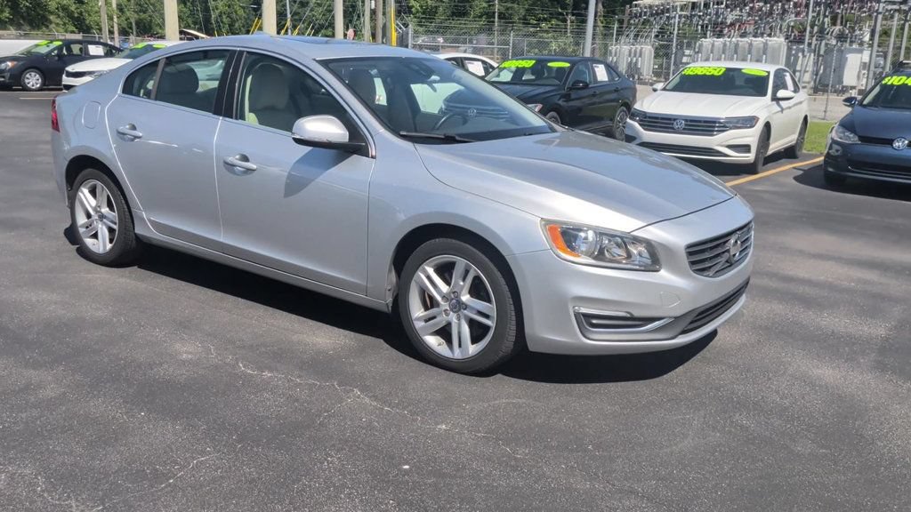 Used 2014 Volvo S60 T5 FWD image 2