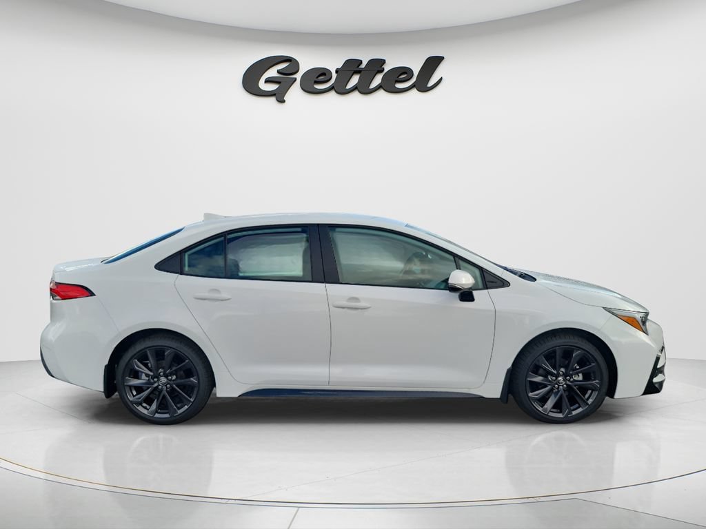 New 2026 Toyota Corolla SE FWD image 4