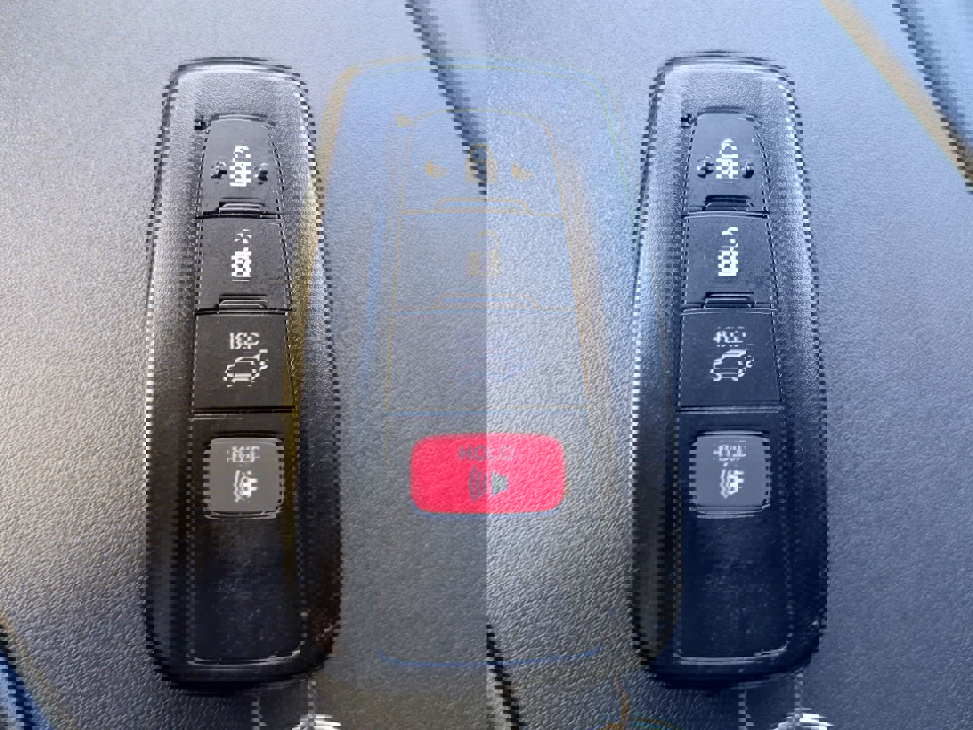 Used 2022 Toyota Highlander XLE image 28