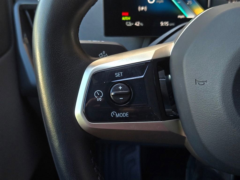 Used 2023 BMW iX xDrive50 image 25