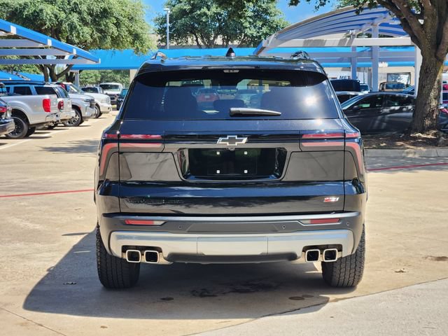 Used 2025 Chevrolet Traverse Z71 w/ Enhanced Driving Package AWD/4WD image 13