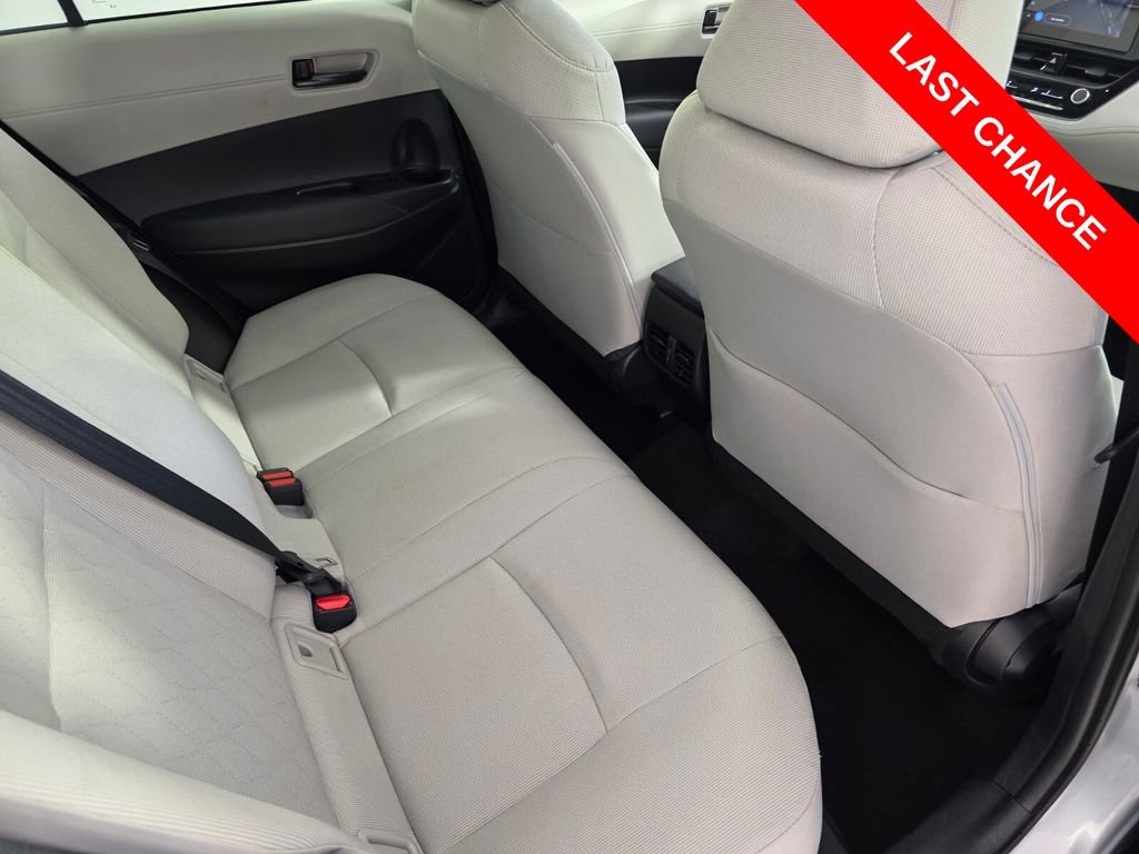 Used 2025 Toyota Corolla Cross L FWD image 27