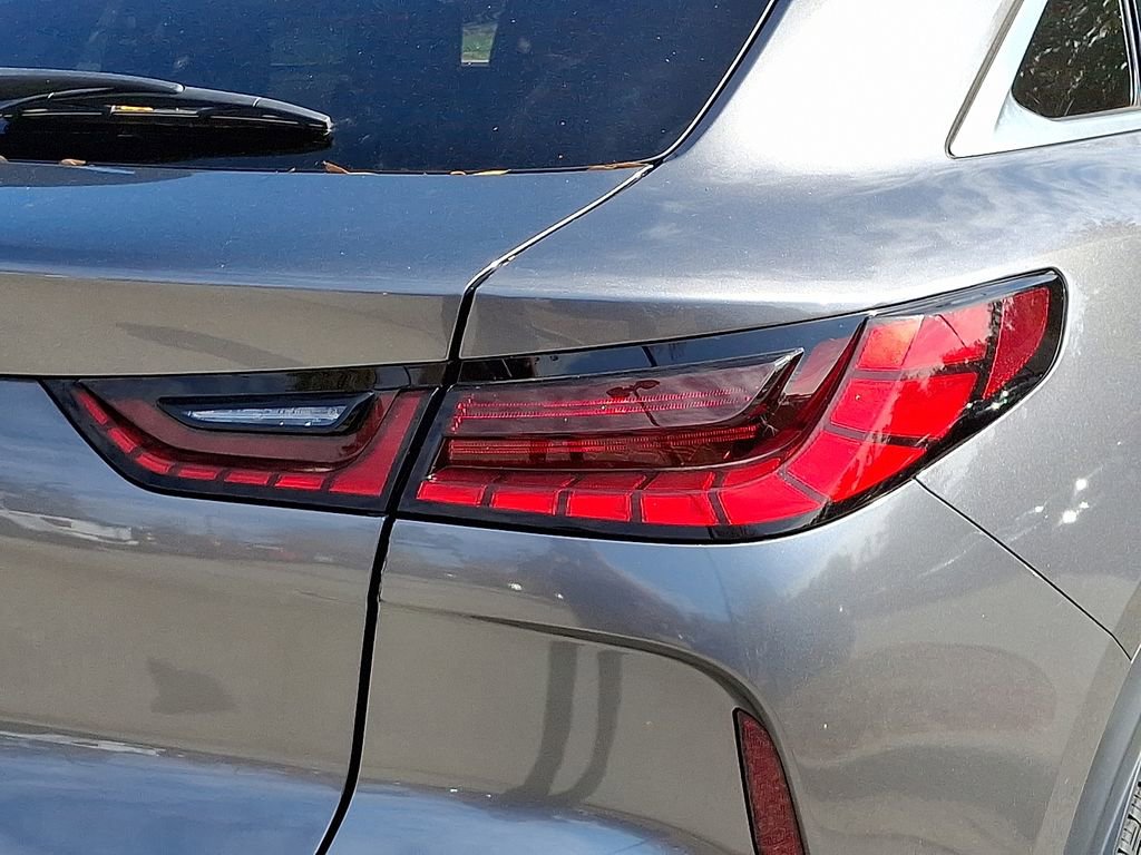 Used 2023 INFINITI QX55 Luxe w/ Cargo Package image 10